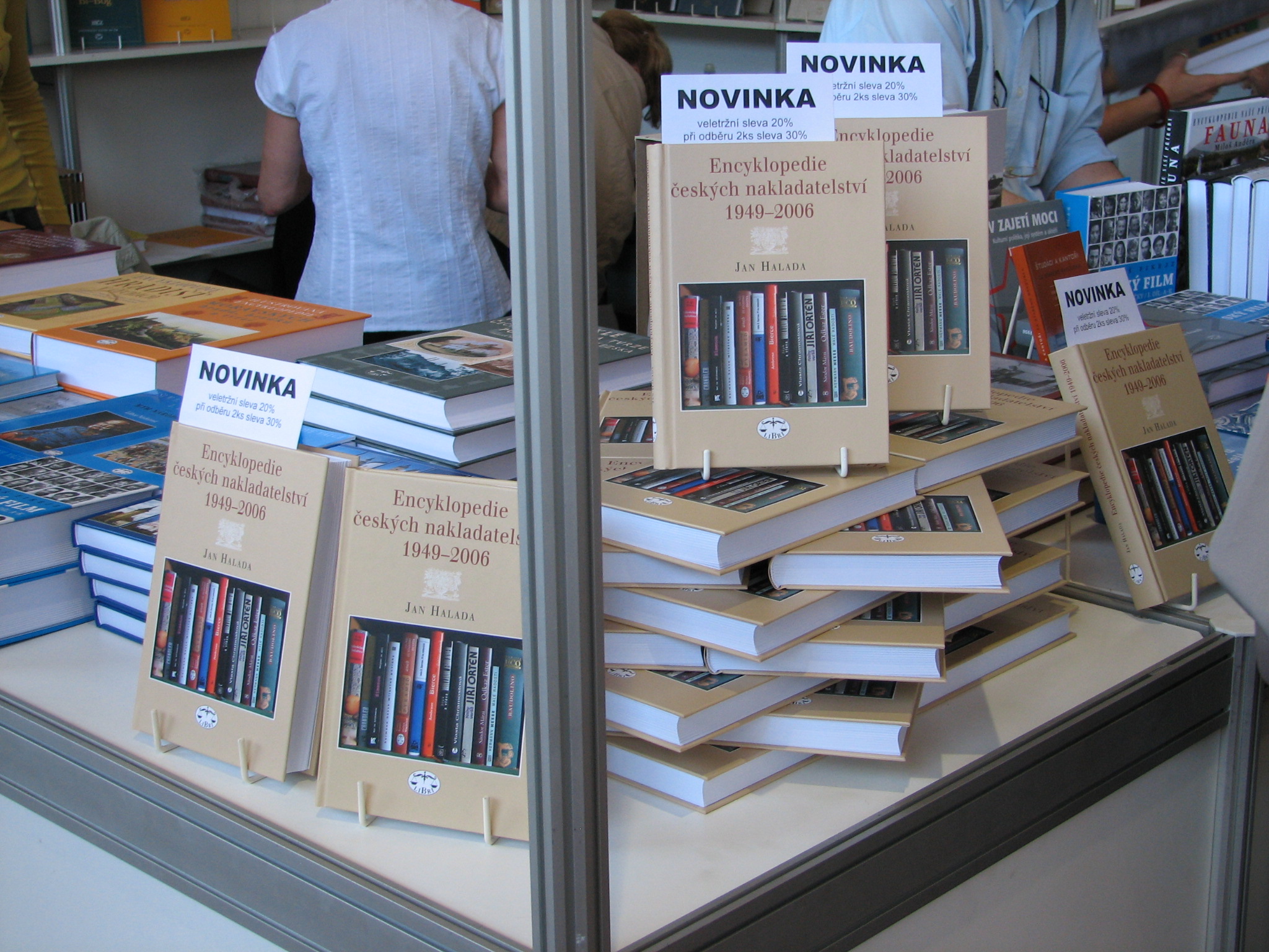 Nepřehlédnutelná encyklopedie českých nakladatelství 1949-2006 Nepřehlédnutelná encyklopedie českých nakladatelství 1949-2006